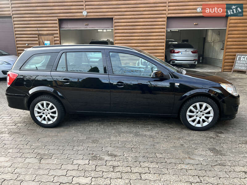 Універсал Opel Astra 2009 в Кривому Розі