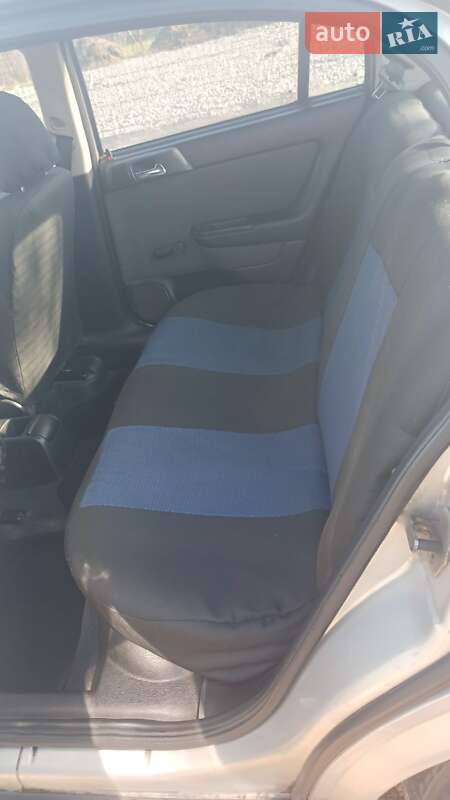 Седан Opel Astra 2006 в Одессе