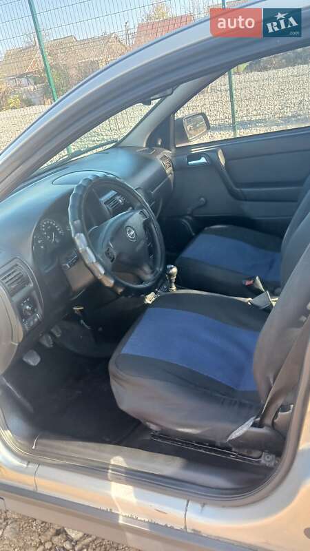 Седан Opel Astra 2006 в Одессе