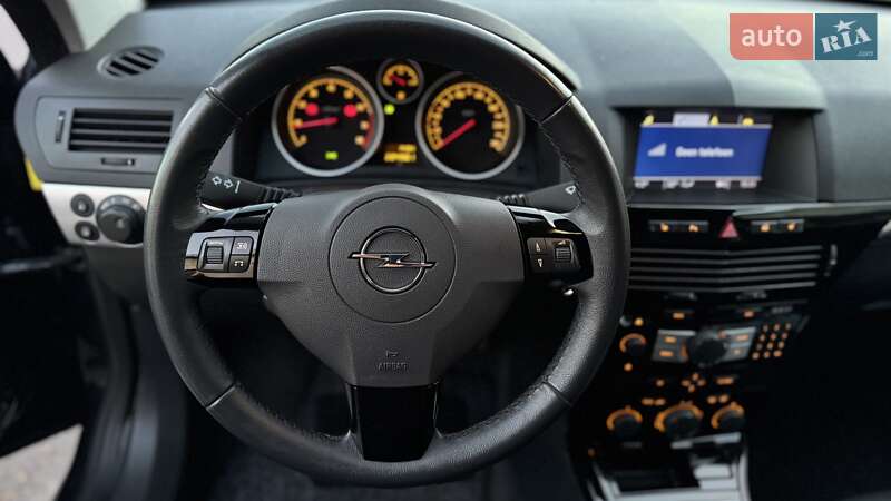 Універсал Opel Astra 2010 в Калуші