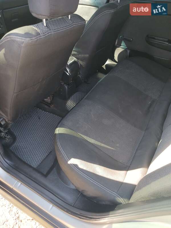 Седан Opel Astra 2005 в Баштанке