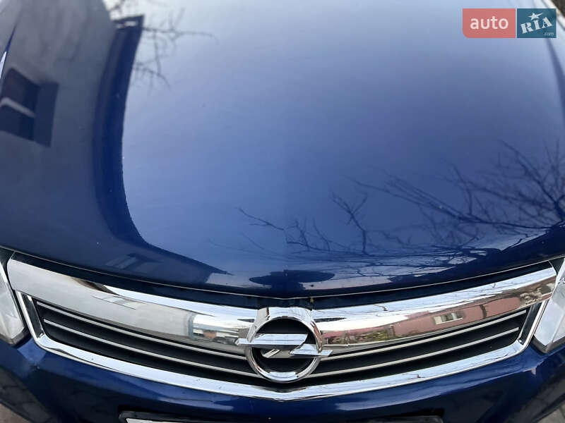 Универсал Opel Astra 2009 в Тернополе фото 35 Универсал Opel Astra 2009 в Тернополе