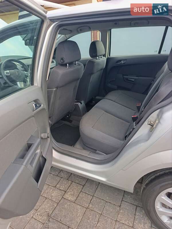 Універсал Opel Astra 2009 в Луцьку фото 58 Універсал Opel Astra 2009 в Луцьку