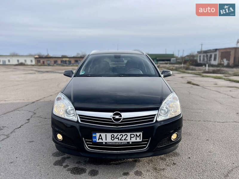 Универсал Opel Astra 2007 в Прилуках