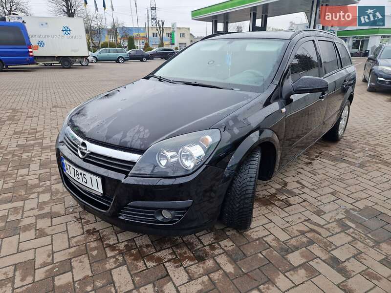 Универсал Opel Astra 2005 в Ивано-Франковске