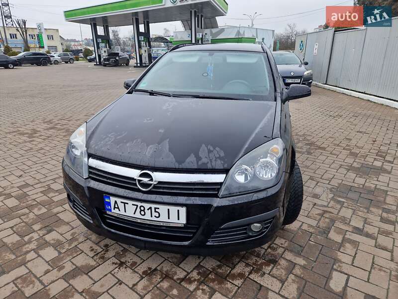 Универсал Opel Astra 2005 в Ивано-Франковске