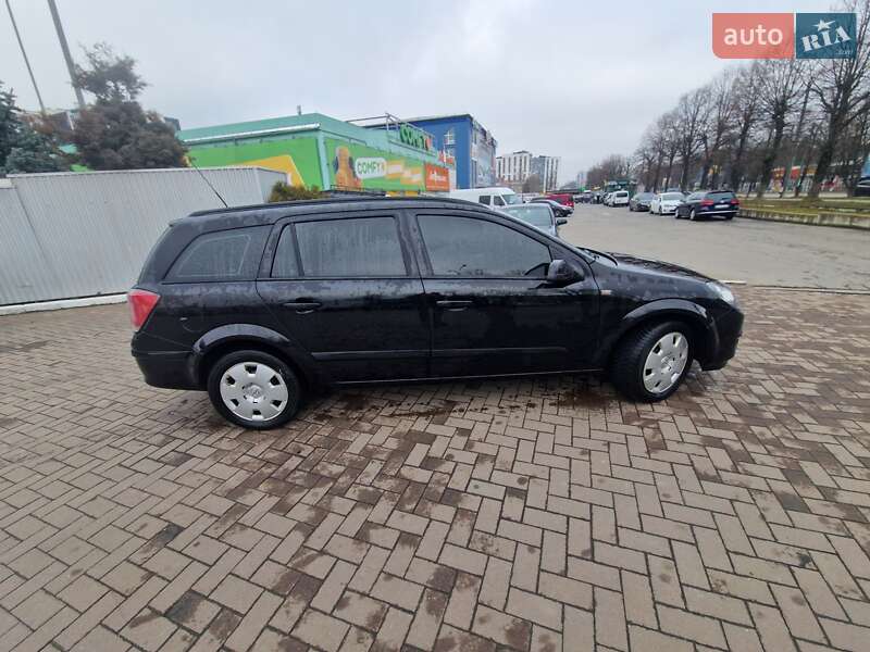 Универсал Opel Astra 2005 в Ивано-Франковске
