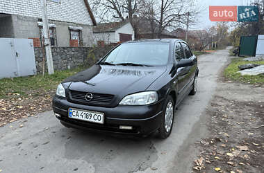 Седан Opel Astra 2008 в Кременчуці
