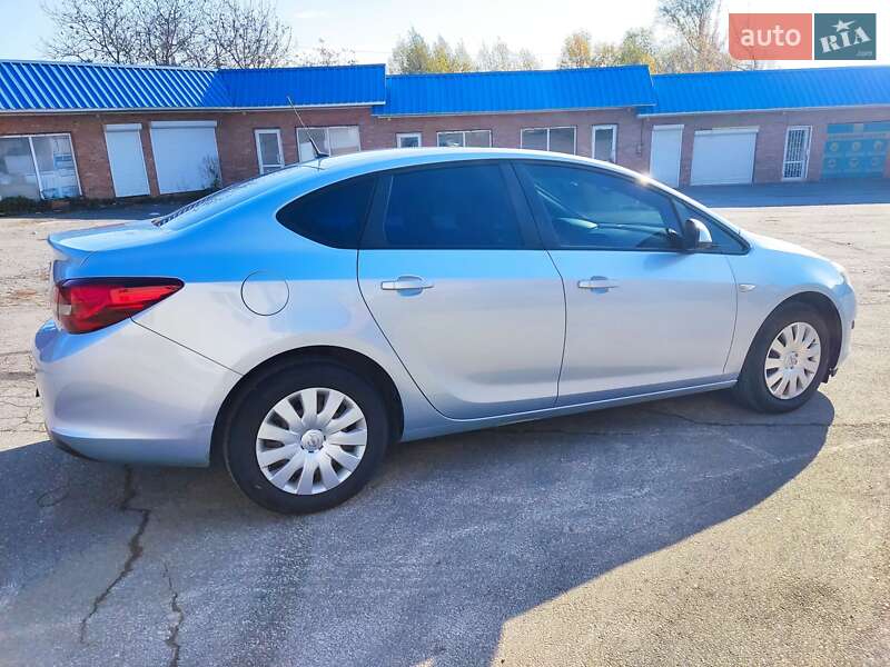 Седан Opel Astra 2016 в Жмеринці