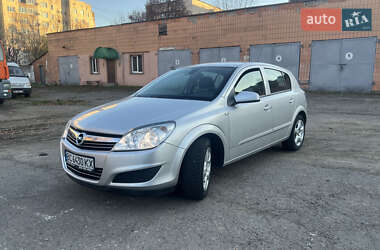 Хэтчбек Opel Astra 2008 в Ровно