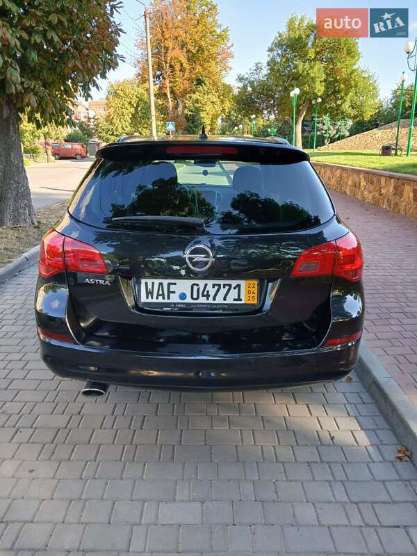 Универсал Opel Astra 2012 в Виннице фото 5 Универсал Opel Astra 2012 в Виннице