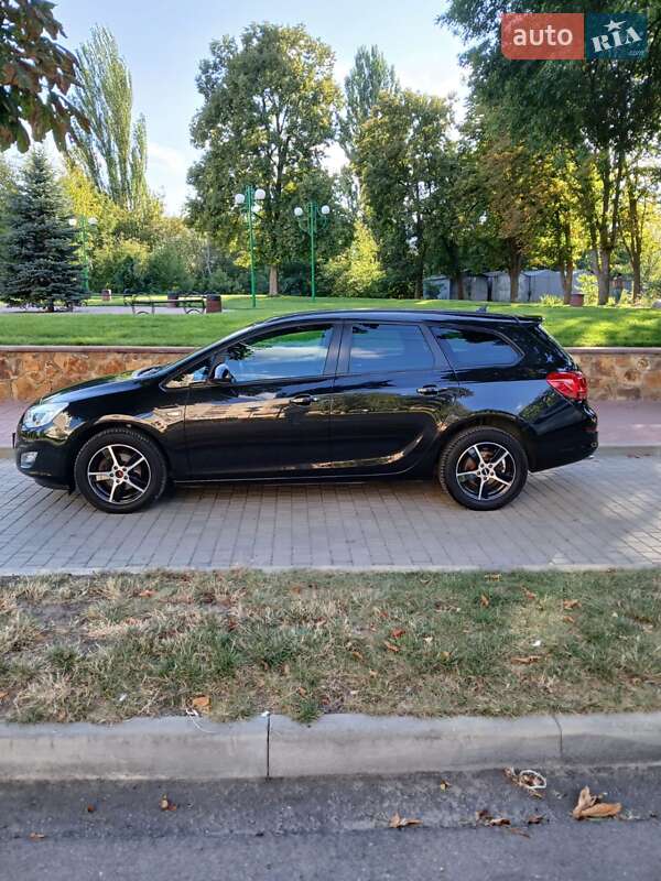 Универсал Opel Astra 2012 в Виннице фото 2 Универсал Opel Astra 2012 в Виннице