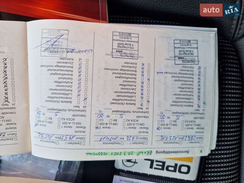 Універсал Opel Astra 2012 в Києві