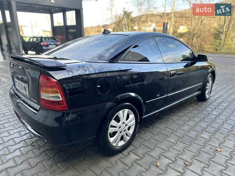 Купе Opel Astra 2001 в Трускавце