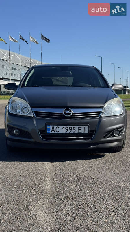 Хетчбек Opel Astra 2008 в Львові