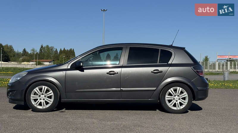 Хетчбек Opel Astra 2008 в Львові