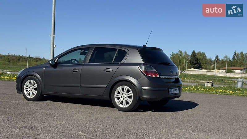 Хетчбек Opel Astra 2008 в Львові