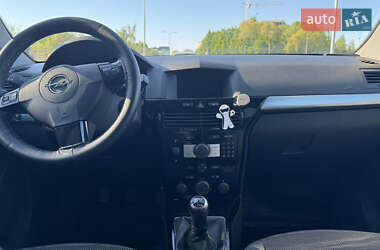 Хетчбек Opel Astra 2008 в Львові