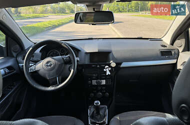 Хетчбек Opel Astra 2008 в Львові