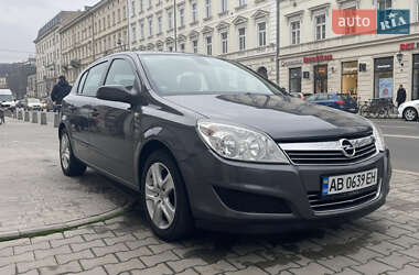 Хетчбек Opel Astra 2008 в Могилів-Подільському