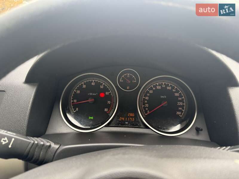 Универсал Opel Astra 2009 в Луцке