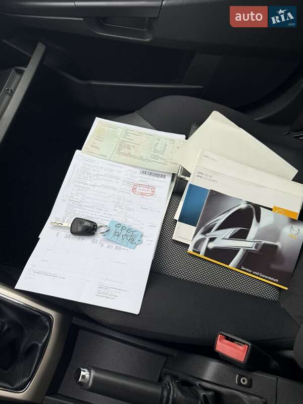 Универсал Opel Astra 2009 в Луцке