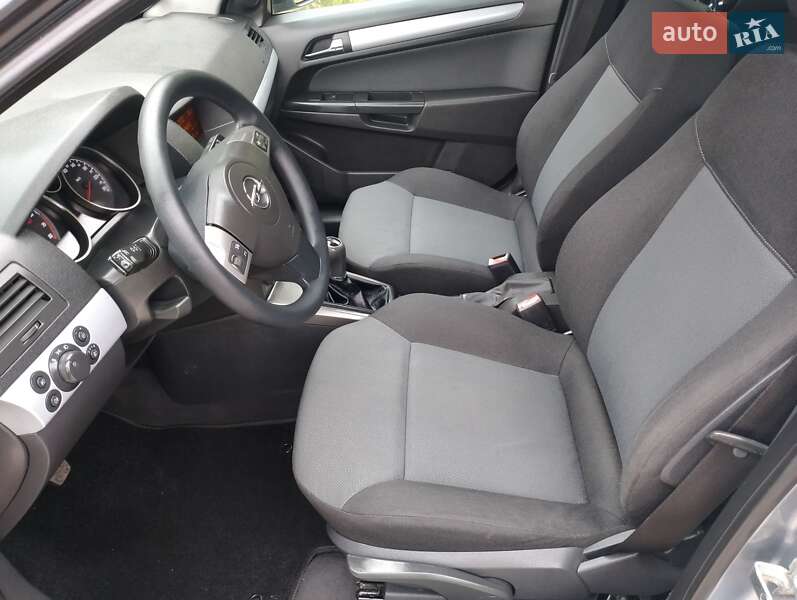 Универсал Opel Astra 2006 в Тернополе фото 18 Универсал Opel Astra 2006 в Тернополе
