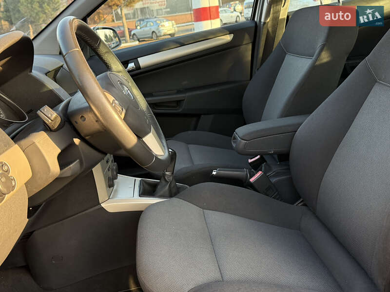 Универсал Opel Astra 2008 в Одессе