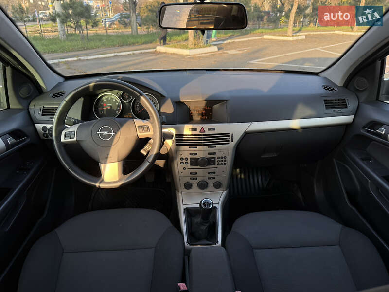 Универсал Opel Astra 2008 в Одессе