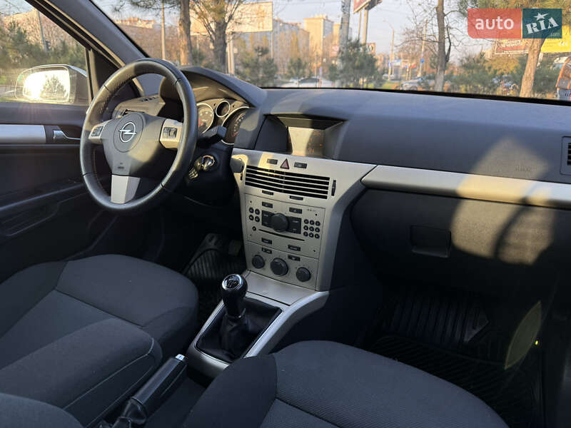 Универсал Opel Astra 2008 в Одессе