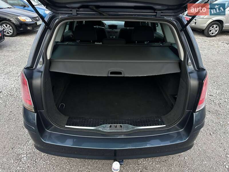 Универсал Opel Astra 2006 в Каменском