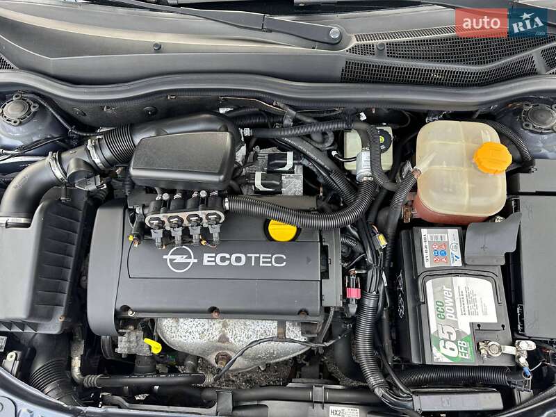 Универсал Opel Astra 2006 в Каменском