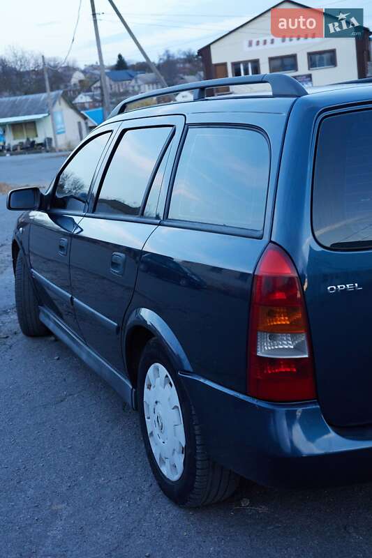 Универсал Opel Astra 2002 в Жмеринке