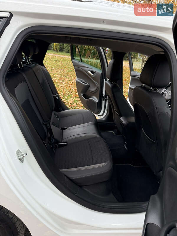 Универсал Opel Astra 2021 в Хмельницком