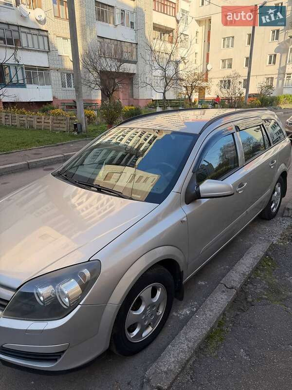 Универсал Opel Astra 2004 в Львове