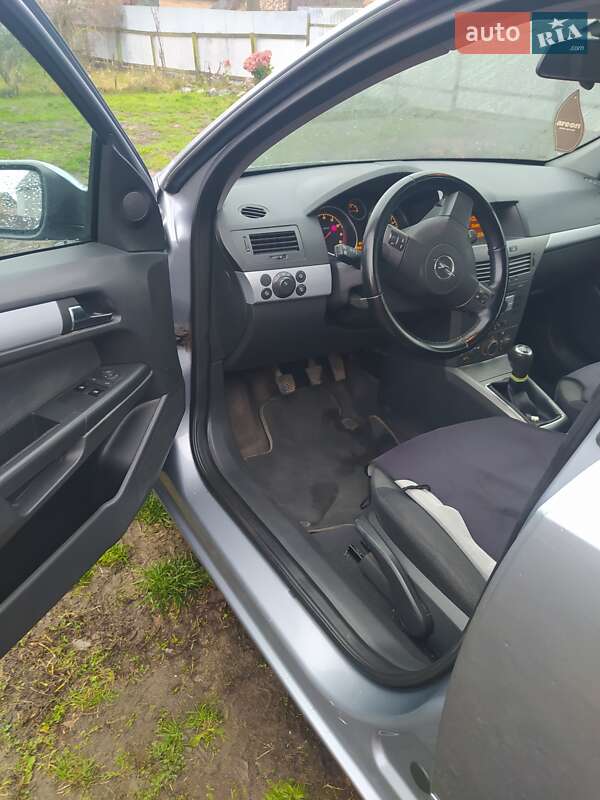 Универсал Opel Astra 2005 в Бердичеве