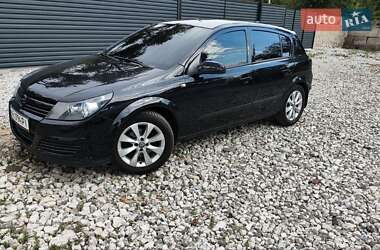 Хэтчбек Opel Astra 2005 в Кривом Роге