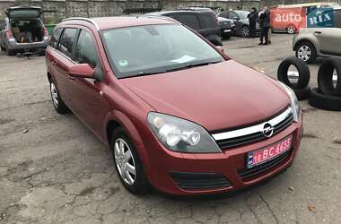 Універсал Opel Astra 2006 в Рівному