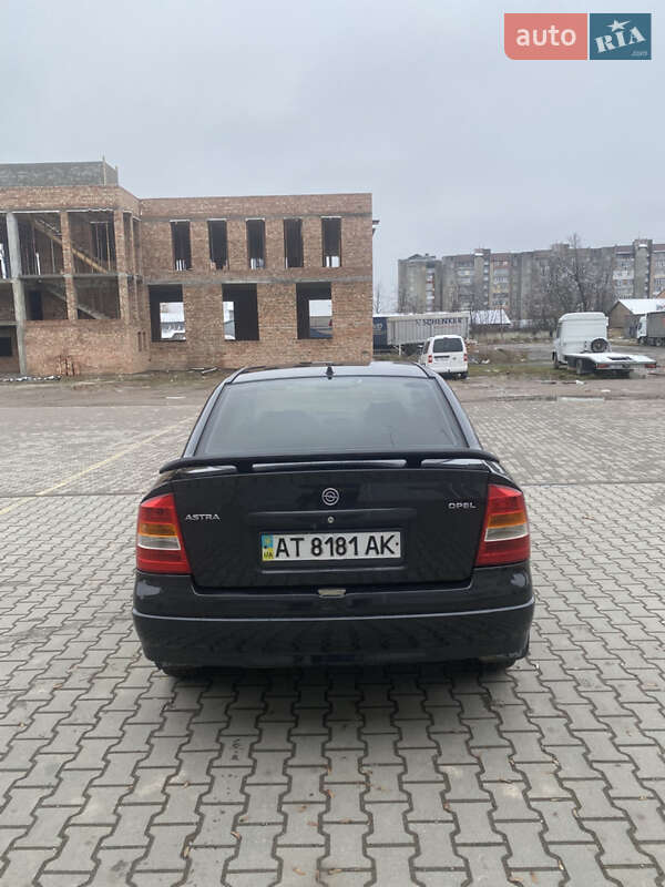 Седан Opel Astra 2007 в Коломые