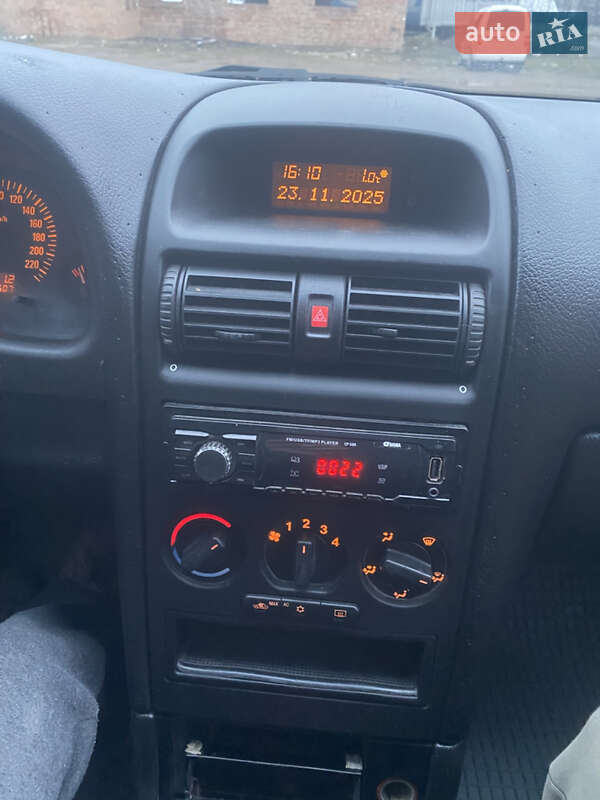 Седан Opel Astra 2007 в Коломые