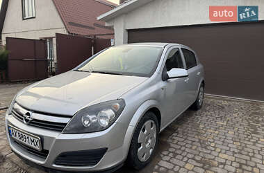 Хэтчбек Opel Astra 2006 в Харькове
