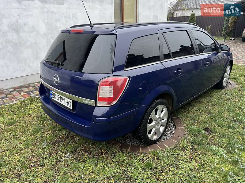 Универсал Opel Astra 2010 в Костополе фото 4 Универсал Opel Astra 2010 в Костополе