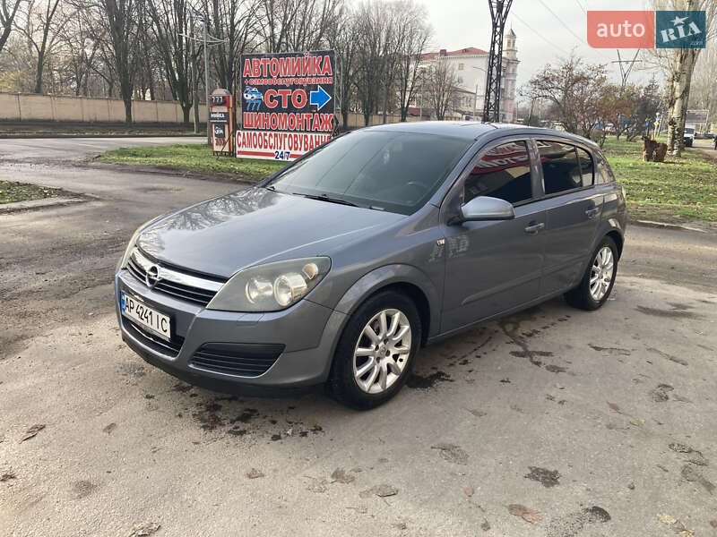 Хетчбек Opel Astra 2006 в Запоріжжі