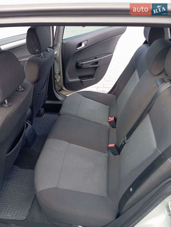 Універсал Opel Astra 2006 в Заліщиках фото 26 Універсал Opel Astra 2006 в Заліщиках