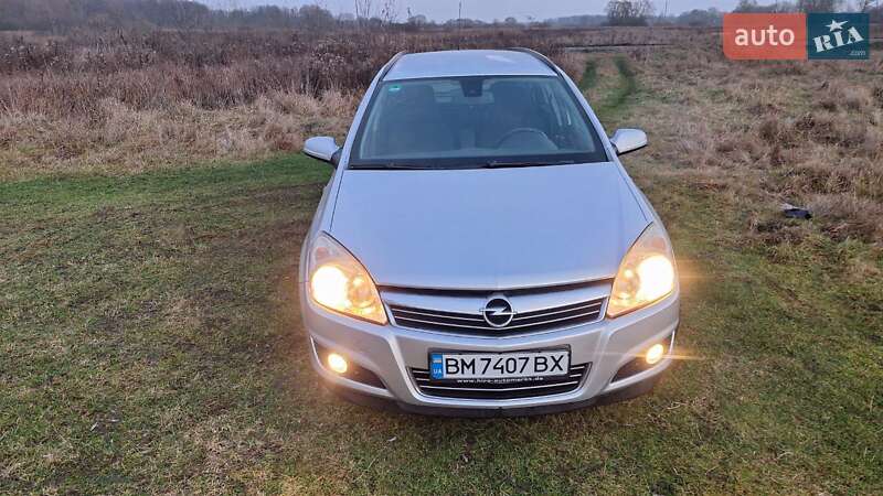 Універсал Opel Astra 2007 в Сумах