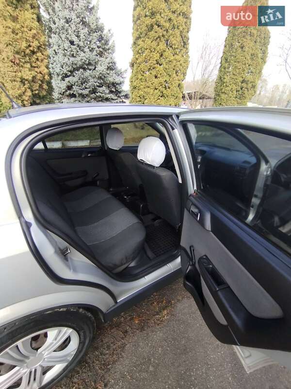 Седан Opel Astra 2008 в Христинівці