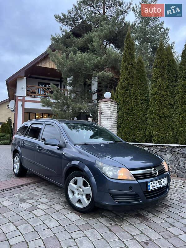 Універсал Opel Astra 2005 в Тульчині