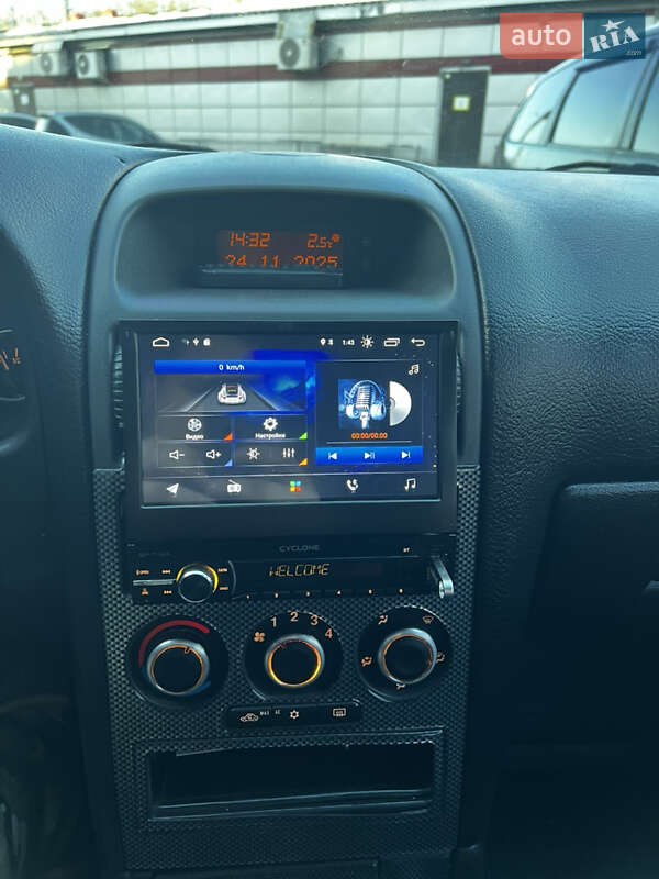 Универсал Opel Astra 2004 в Полтаве