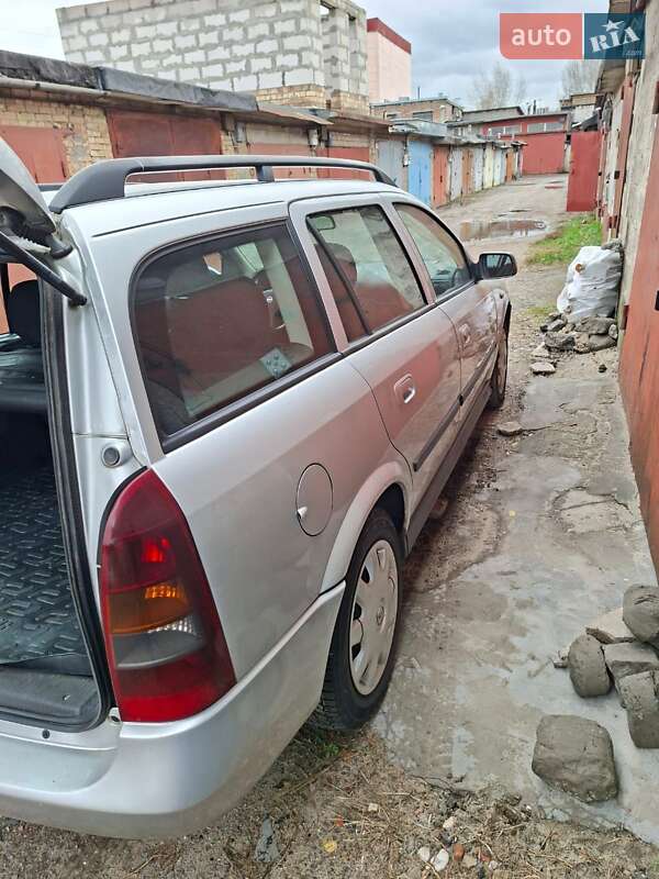 Универсал Opel Astra 2004 в Киеве