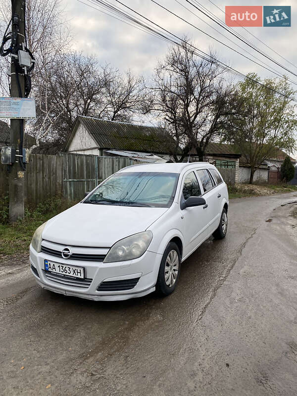 Универсал Opel Astra 2004 в Киеве